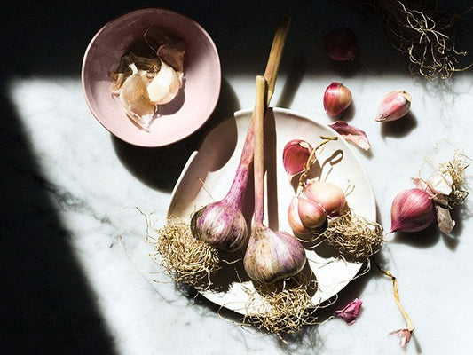 Garlic consumption may help improve cholesterol, blood sugar